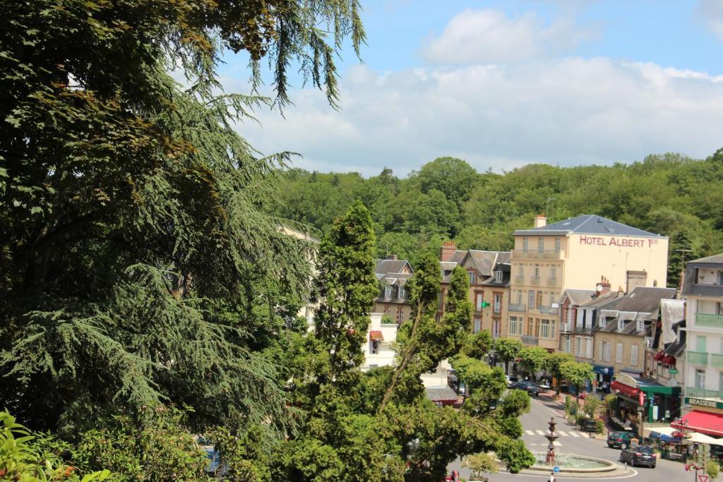 Albert Premier Hotel Bagnoles de l'Orne Normandie Exterior photo