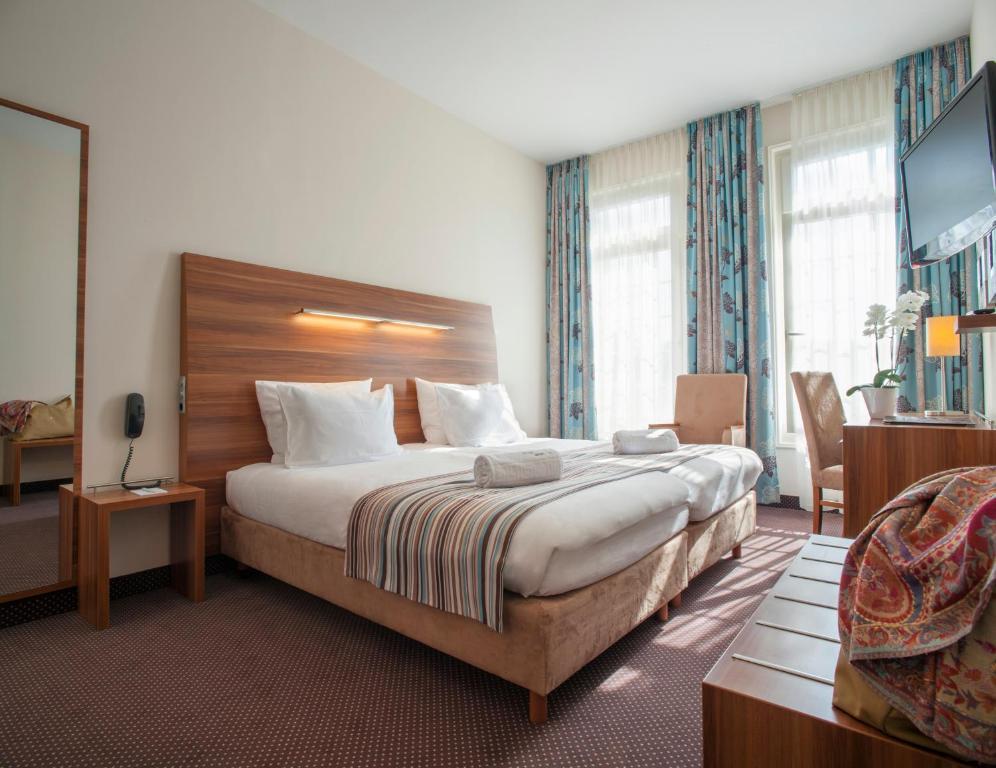 Albert Premier Hotel Bagnoles de l'Orne Normandie Room photo